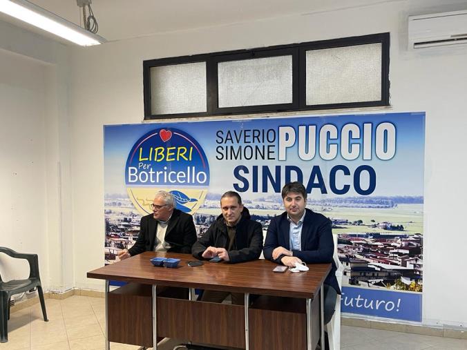 Comunali a Botricello, si allarga il fronte a sostegno di Simone Puccio images Comunali a Botricello, si allarga il fronte a sostegno di Simone Puccio