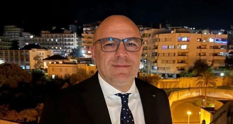 Sanità, De Cicco: "Fare chiarezza sugli stipendi dei medici cubani" images Sanità, De Cicco: "Fare chiarezza sugli stipendi dei medici cubani"
