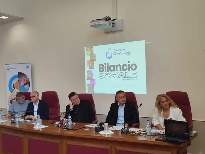 Catanzaro, presentato il Bilancio sociale 2024 della Fondazione Città Solidale images Catanzaro, presentato il Bilancio sociale 2024 della Fondazione Città Solidale