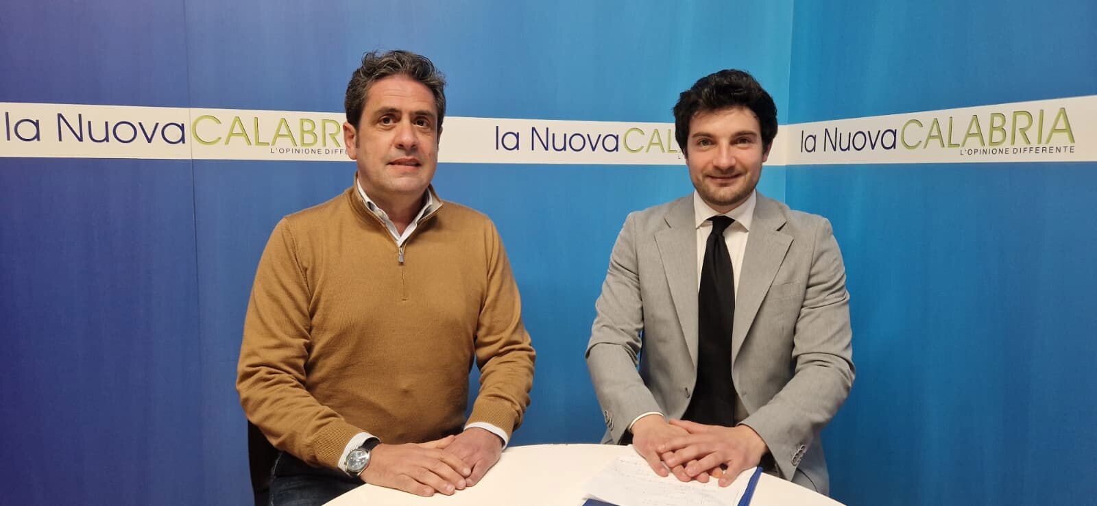 Catanzaro Capitale, veleni a Palazzo: parla Wanda Ferro, in studio Roberto Guerriero (DIRETTA ) images Catanzaro Capitale, veleni a Palazzo: parla Wanda Ferro, in studio Roberto Guerriero (DIRETTA )