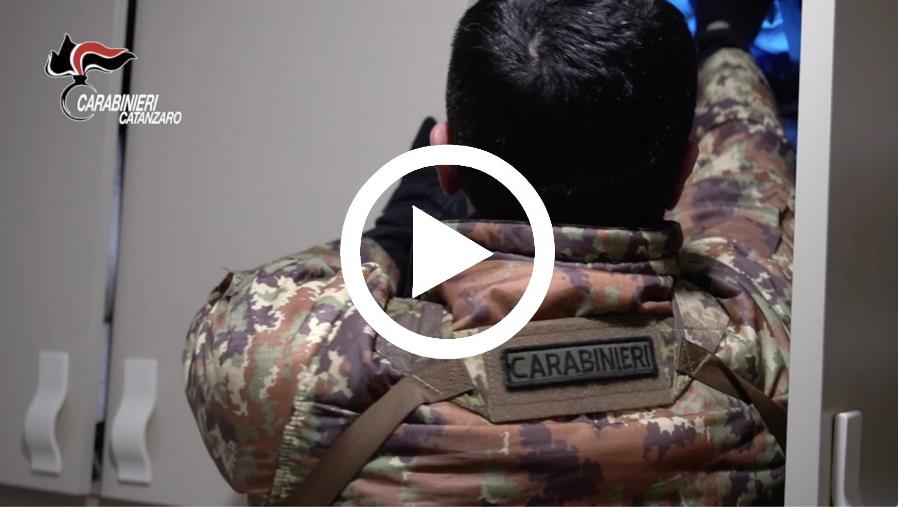 Blitz antidroga a Girifalco, nelle rete dei Carabinieri 8 persone (NOMI) images Blitz antidroga a Girifalco, nelle rete dei Carabinieri 8 persone (NOMI)