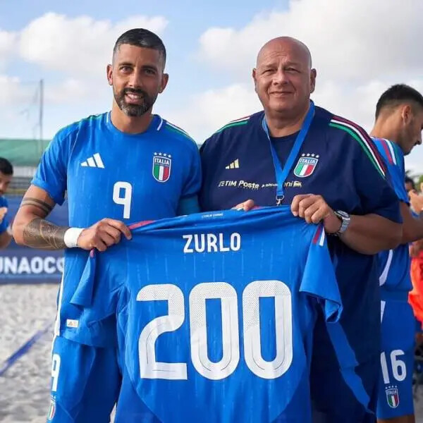images Beach Soccer, Zurlo "Capitano, mio Capitano": 200 presenze in Nazionale per il catanzarese