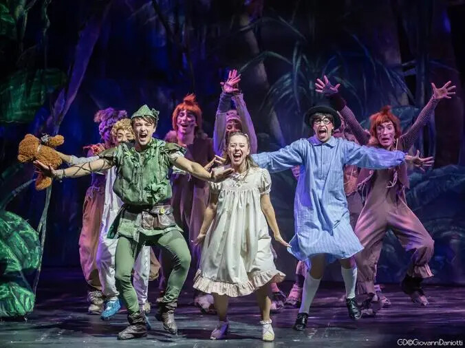 Al Politeama di Catanzaro arriva "Peter Pan il musical": magico show con le canzoni di Bennato images Al Politeama di Catanzaro arriva "Peter Pan il musical": magico show con le canzoni di Bennato