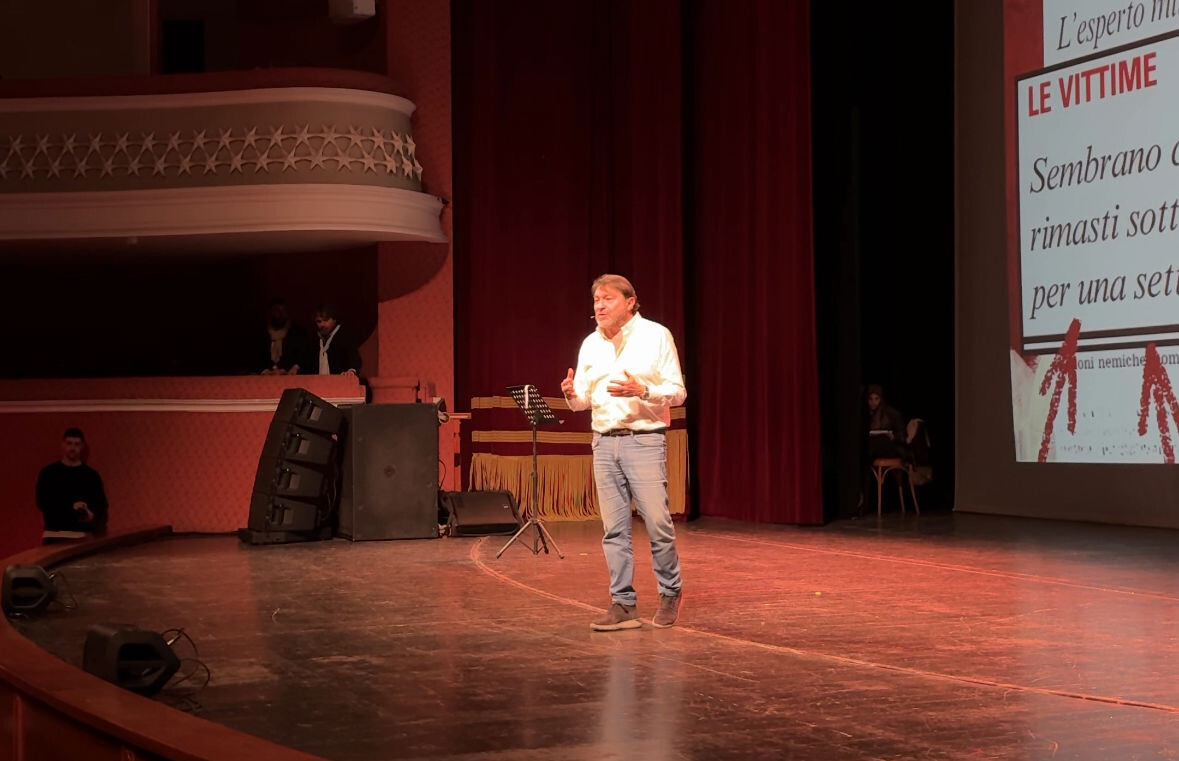 images Ranucci a Catanzaro: dal nastro sui Tanzi ai dossier politici, la verità al Politeama