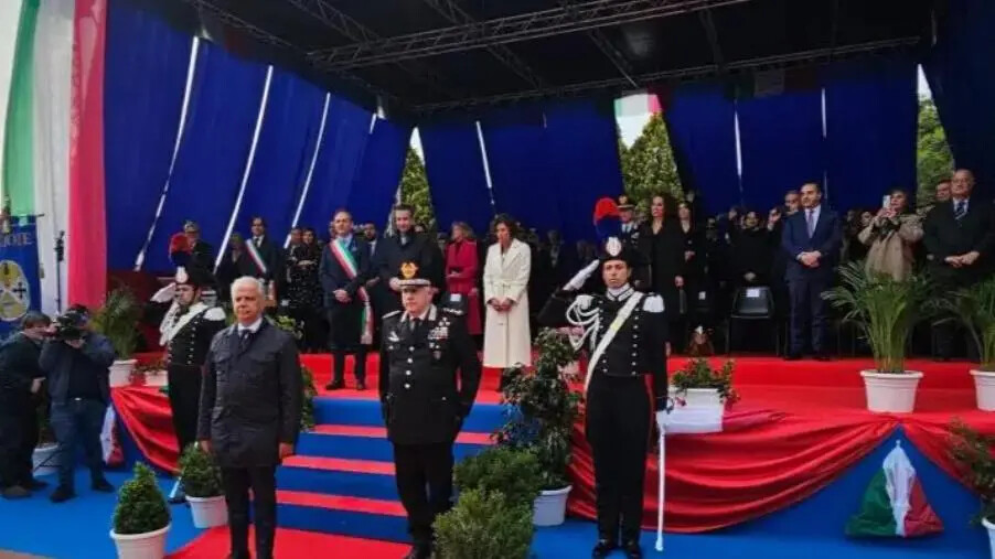 Santo Stefano d'Aspromonte, inaugurata la stazione dei Carabinieri: lo stabile è un bene confiscato images Santo Stefano d'Aspromonte, inaugurata la stazione dei Carabinieri: lo stabile è un bene confiscato