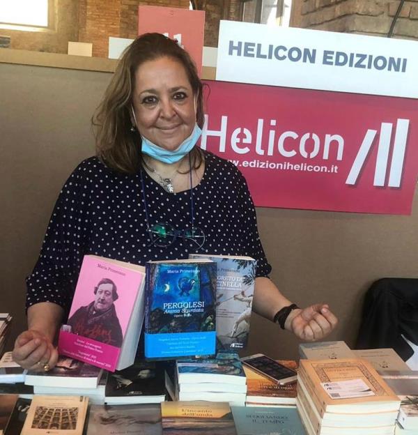 images Al Salone del libro di Torino presenti anche le opere della scrittrice catanzarese Maria Primerano