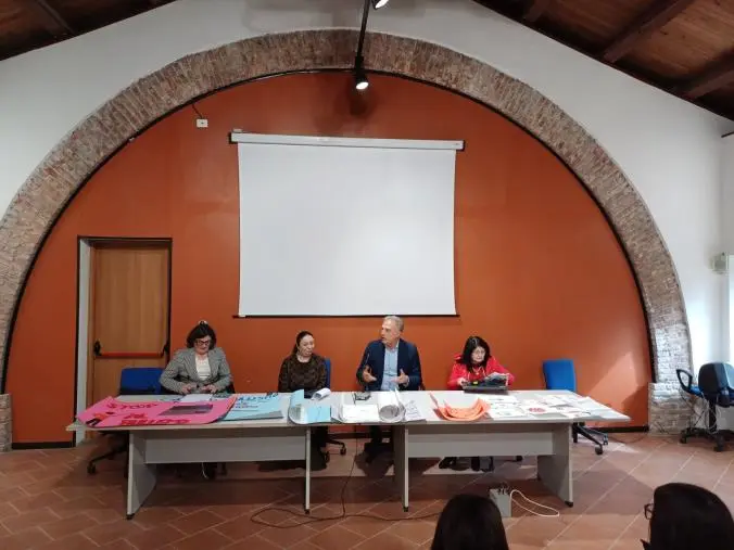 Gli studenti di Rocca di Neto incontrano Rita Tulelli per parlare di bullismo e cyberbullismo images Gli studenti di Rocca di Neto incontrano Rita Tulelli per parlare di bullismo e cyberbullismo