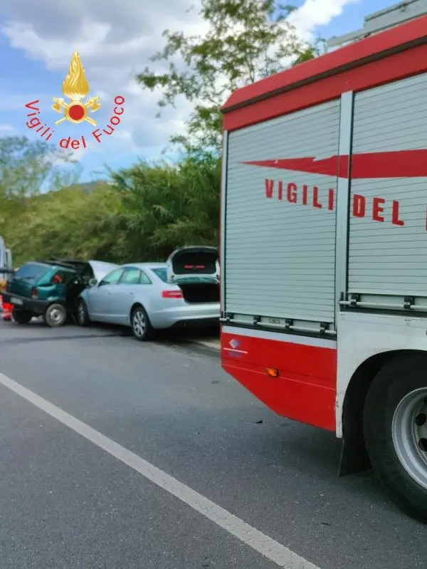 images Grave incidente stradale sulla SS18 tra Cirella e Diamante: c'è un morto 