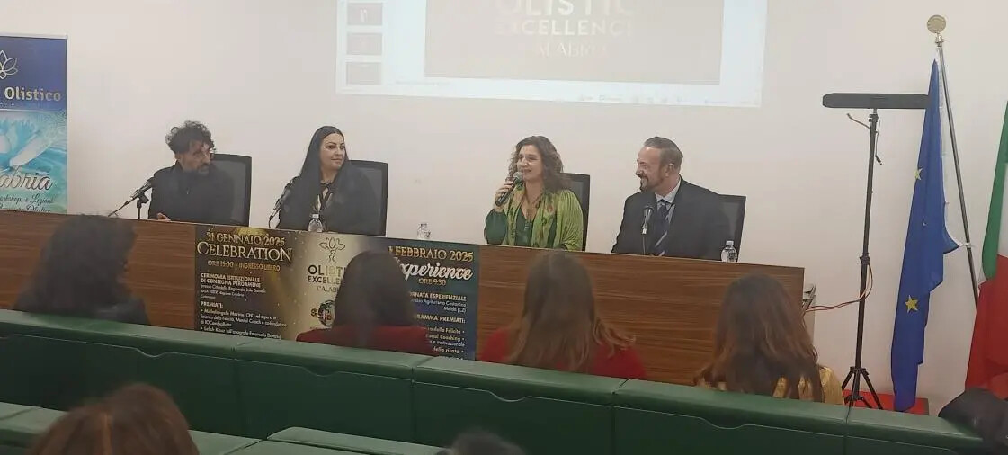 “Olistic Excellence Calabria”, gli operatori olistici si prendono la scena: premiazione in Cittadella images “Olistic Excellence Calabria”, gli operatori olistici si prendono la scena: premiazione in Cittadella