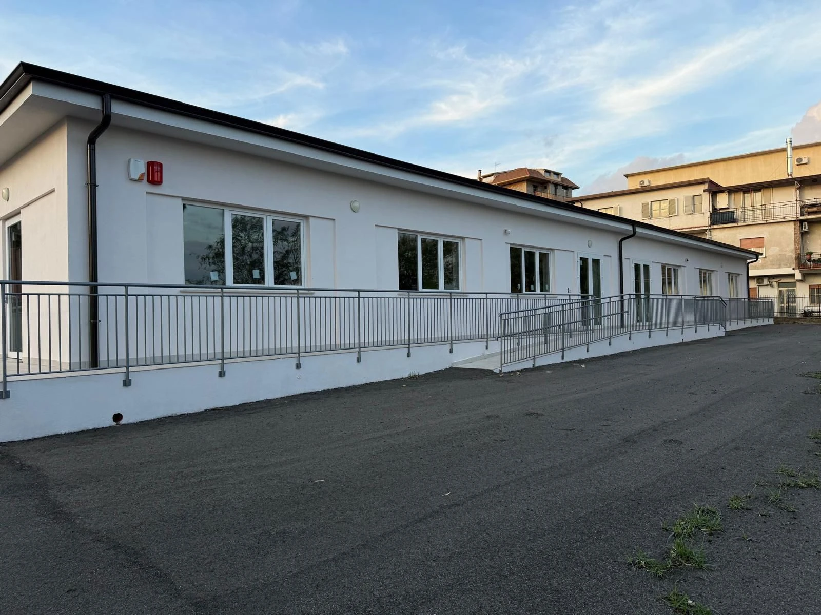 Ultimati i lavori di ristrutturazione della scuola dell’Infanzia del quartiere Bella dell’Istituto comprensivo “Gatti-Manzoni-Augruso”