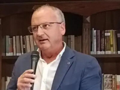 Sciopero nazionale, Cgil in piazza a Crotone: corteo con duemila persone images Sciopero nazionale, Cgil in piazza a Crotone: corteo con duemila persone