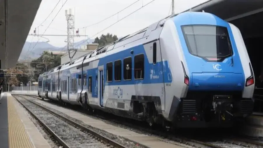 images Torna a viaggiare l’Intercity diretto Roma–Reggio Calabria lungo la linea ionica