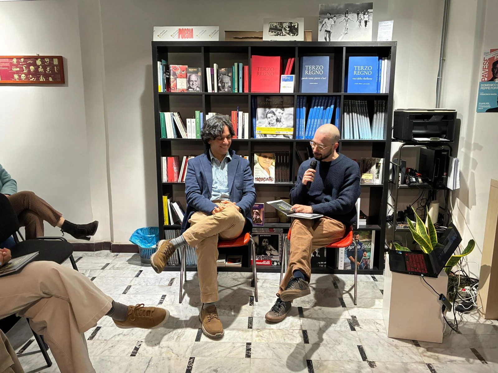 Catanzaro, alla Libreria Coriolano presentata “Malerva”: il thriller grafico che scava nei segreti della Calabria