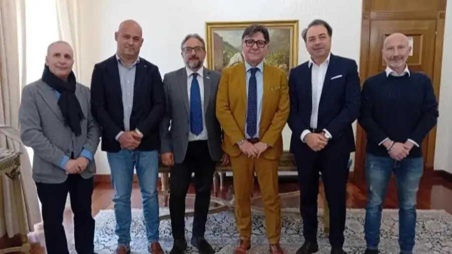 images Abusivismo immobiliare, alla Camera di commercio di Catanzaro si va verso la nascita di una Commissione