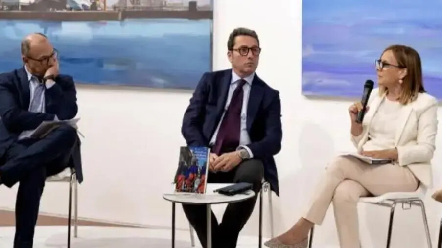 Catanzaro, Felice Foresta presenta "L’arcobaleno di Marisol": tra dolore e speranza, fede e resilienza images Catanzaro, Felice Foresta presenta "L’arcobaleno di Marisol": tra dolore e speranza, fede e resilienza