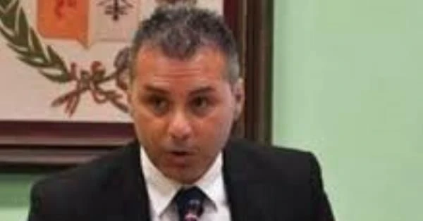 Stefanaconi, ex sindaco commissariato per mafia unico si ricandida  