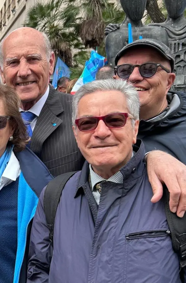 images Catanzaro, nel quartiere Lido la riunione dell'associazione per i diritti degli anziani