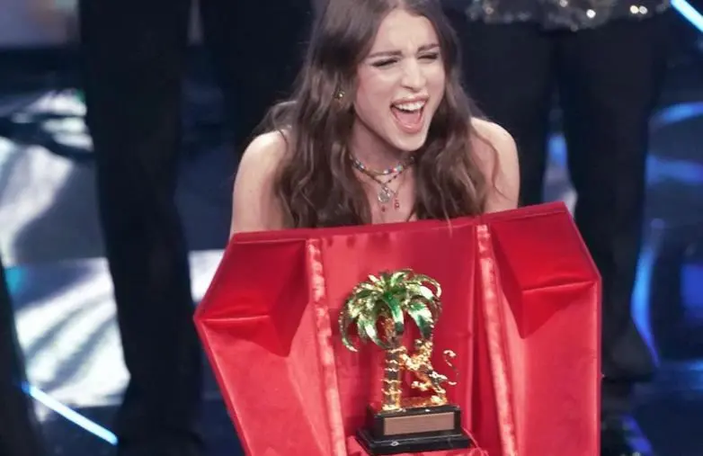 images Angelina Mango vince il Festival di Sanremo 2024: tutti i premi di questa edizione