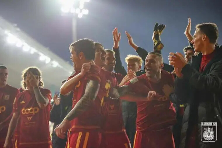 images La frenata casalinga col Bari e la prossima sfida con la Carrarese dell'ex Calabro