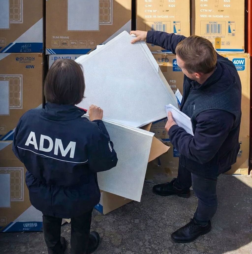 images Gioia Tauro, sequestro di pannelli led contraffatti: denunciato importatore