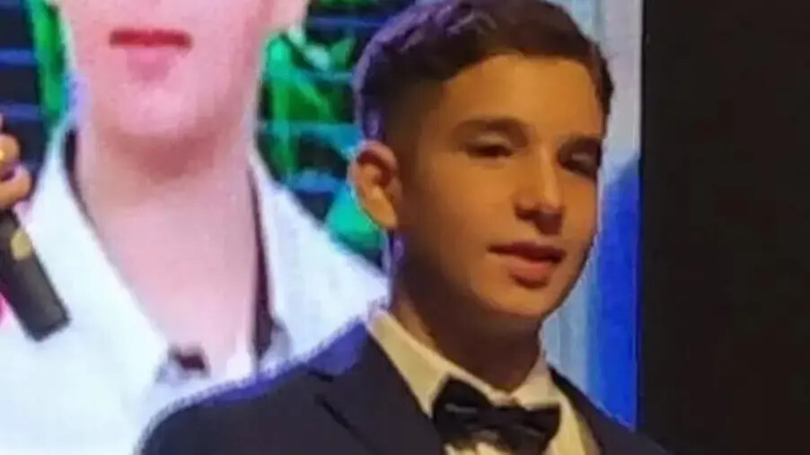 Marco Della Mura conquista tutti a "The Voice Kids": ha 14 anni il tenore prodigio di Corigliano Rossano images Marco Della Mura conquista tutti a "The Voice Kids": ha 14 anni il tenore prodigio di Corigliano Rossano