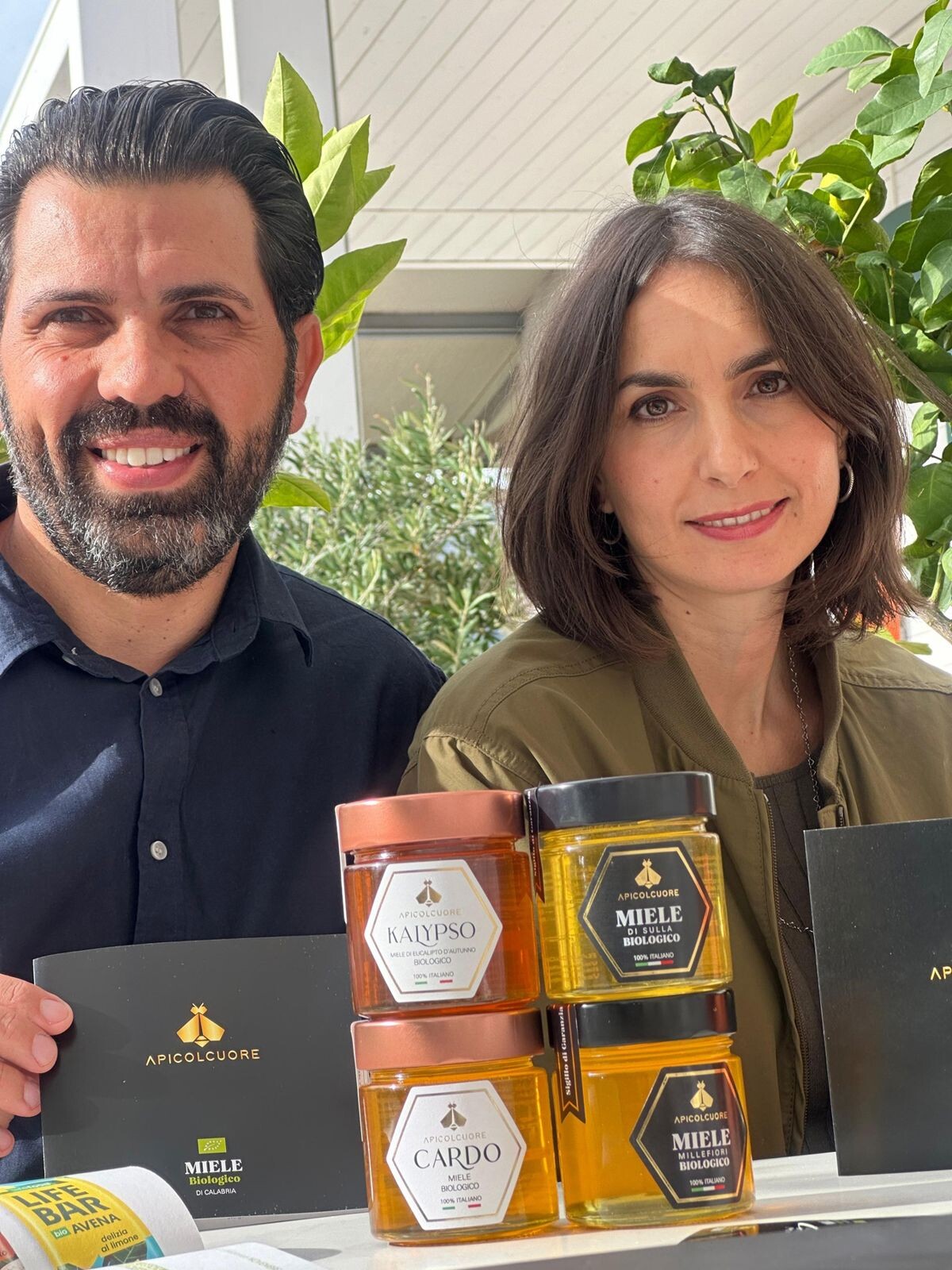 images Naturium continua il suo viaggio nel gusto: protagonista Apicolcuore, eccellenza del miele biologico calabrese