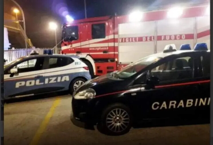 Catanzaro Lido e Soverato: continuano i controlli della “Squadra Stato” nei luoghi della movida images Catanzaro Lido e Soverato: continuano i controlli della “Squadra Stato” nei luoghi della movida