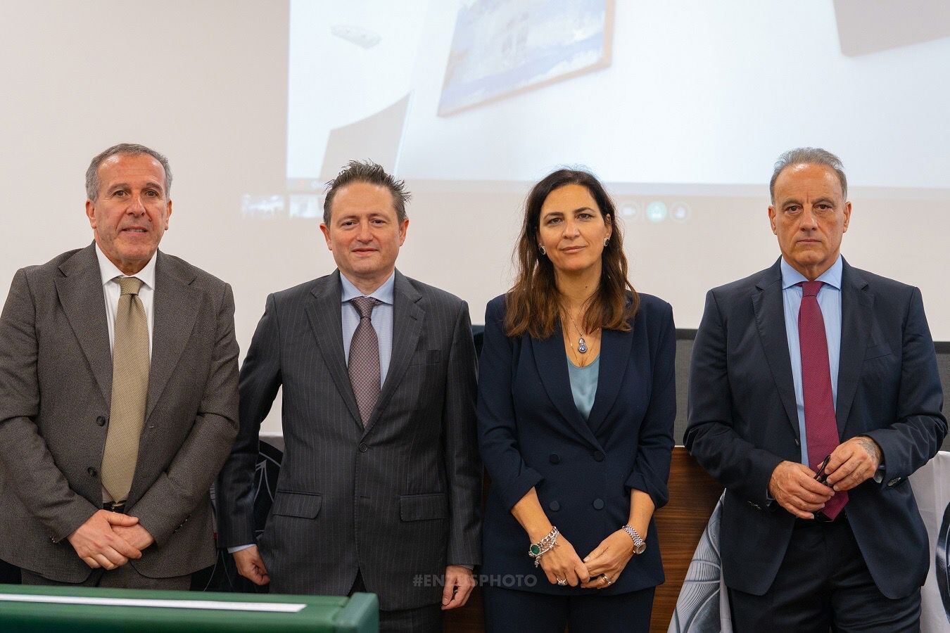 Amianto, diagnosi fuori regione e ritardi nelle bonifiche: l’emergenza nascosta della Calabria (VIDEO) images Amianto, diagnosi fuori regione e ritardi nelle bonifiche: l’emergenza nascosta della Calabria (VIDEO)