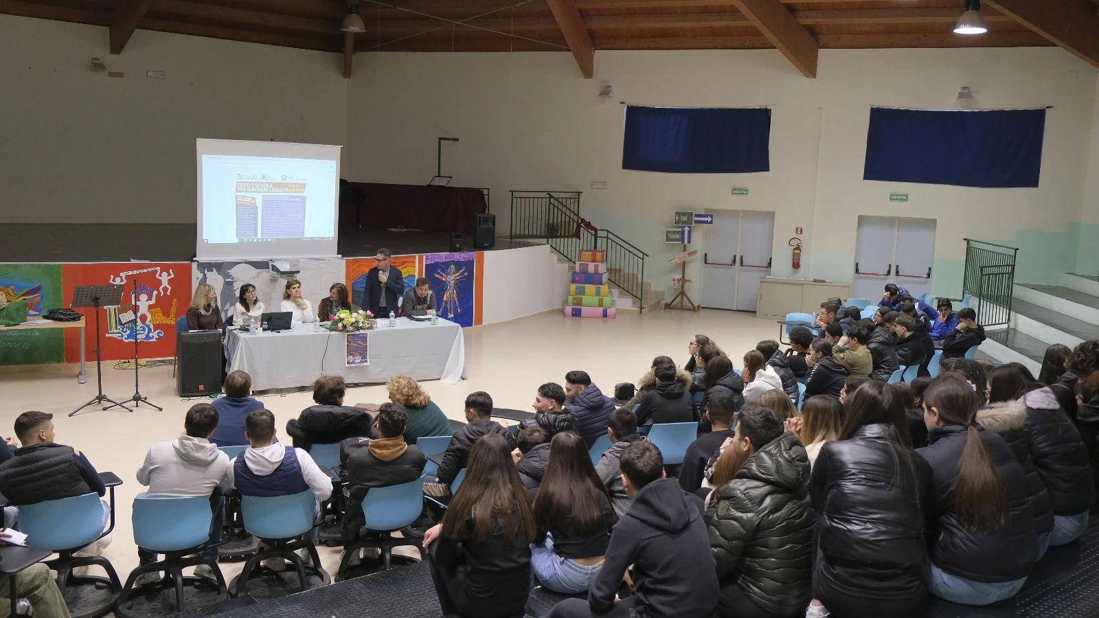 ca8b1392-74b5-4b7c-b3b7-160bd07ef5b6_foto-3-progetto-fisco-e-scuola-liceo-mesoraca.webp