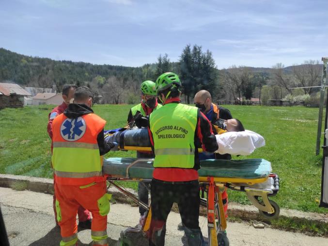 Corigliano Calabro. Un uomo cade da cavallo e rimane ferito: portato in ospedale con l'elisoccorso  images Corigliano Calabro. Un uomo cade da cavallo e rimane ferito: portato in ospedale con l'elisoccorso