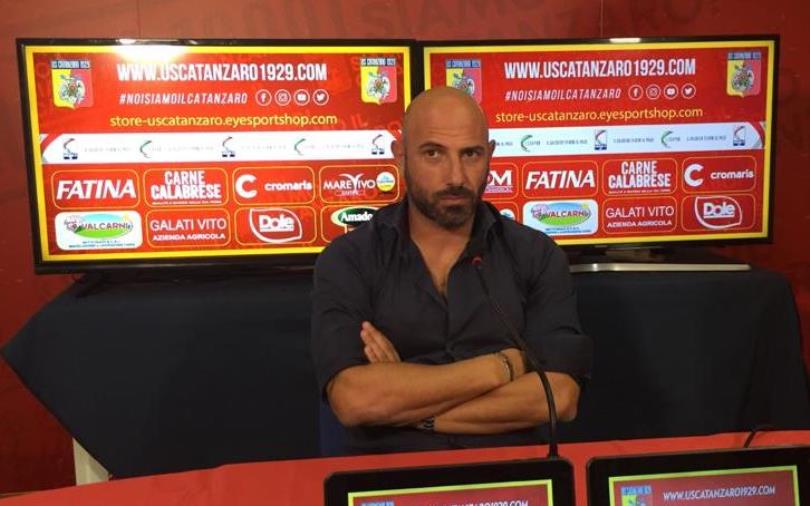 images Us Catanzaro 1929, mister Calabro avverte: "Metterò in campo la formazione migliore, voglio evitare complicazioni"