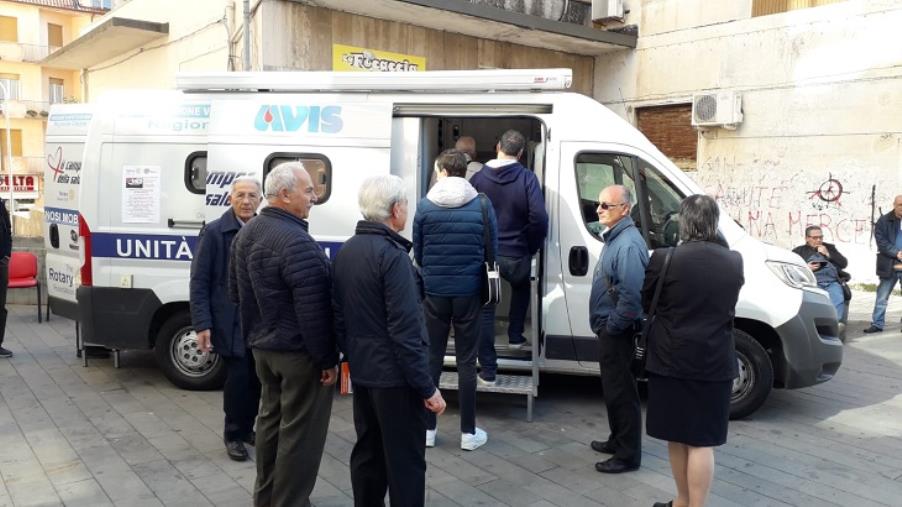 Rotary Club e Asp promuovono il "Camper della salute": sabato a Lamezia Terme la somministrazione gratuita dei vaccini antinfluenzali images Rotary Club e Asp promuovono il "Camper della salute": sabato a Lamezia Terme la somministrazione gratuita dei vaccini antinfluenzali