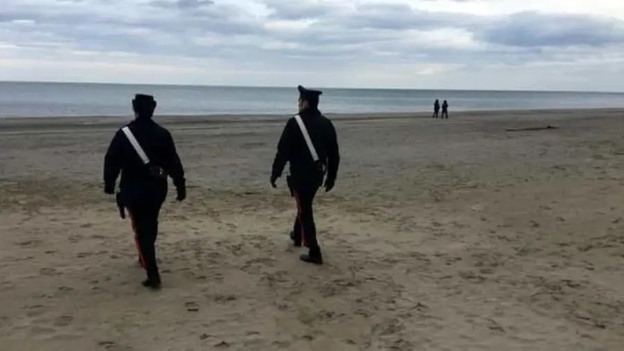 Disperso in mare da ieri, 50enne trovato morto all'alba sulla spiaggia di Belmonte Calabro images Disperso in mare da ieri, 50enne trovato morto all'alba sulla spiaggia di Belmonte Calabro