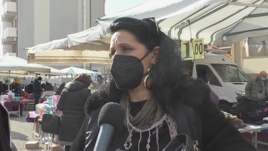 Caro bollette, la voce dei cittadini a Catanzaro: "Se non si muore di Covid si muore di fame" images Caro bollette, la voce dei cittadini a Catanzaro: "Se non si muore di Covid si muore di fame"