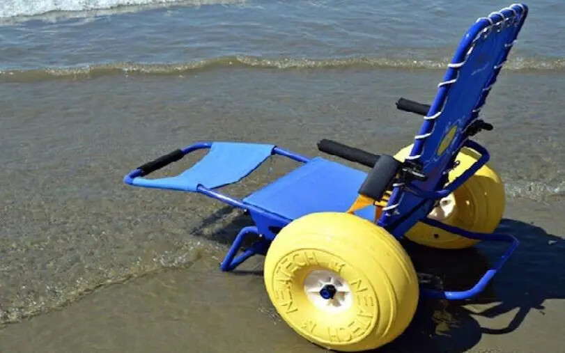 Botricello, una carrozzina da spiaggia per disabili: il dono del Lions Club alla comunità images Botricello, una carrozzina da spiaggia per disabili: il dono del Lions Club alla comunità