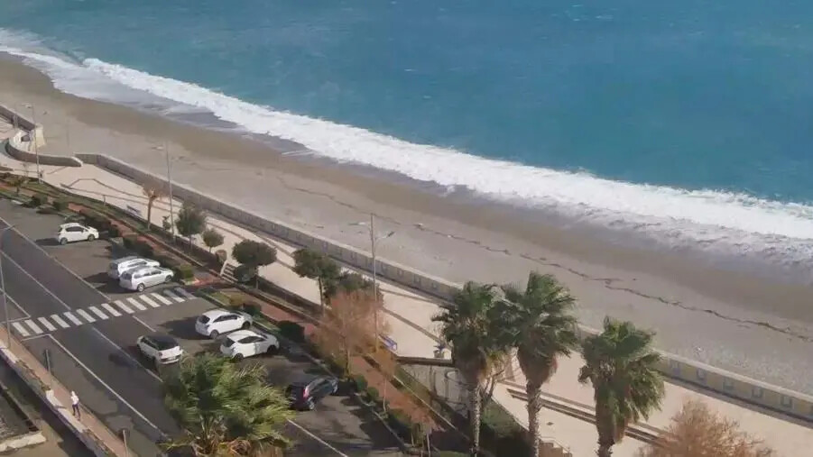 Catanzaro, annullata l'isola pedonale nel quartiere Lido