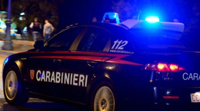 Catanzaro, in fuga dai Carabinieri senza patente né assicurazione: bloccato dopo folle inseguimento