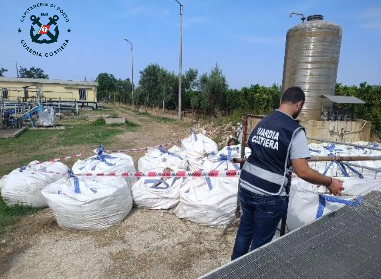 Guardia Costiera, il bilancio dell’estate nell’Alto Jonio: 18 soccorsi in mare e multe per 84 mila euro