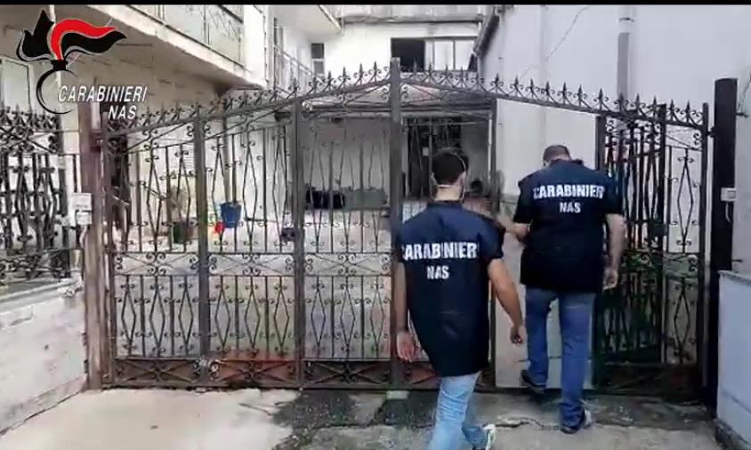 Oppido Mamertina. La parrocchia "diventa" una casa di cura per anziani: denunciato il parroco images Oppido Mamertina. La parrocchia "diventa" una casa di cura per anziani: denunciato il parroco