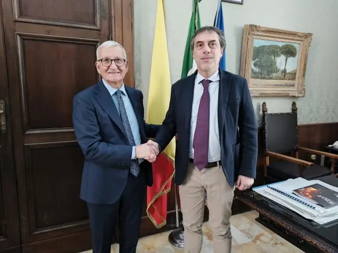 images Catanzaro, il sindaco Fiorita ha ricevuto a Palazzo De Nobili il nuovo prefetto De Rosa 