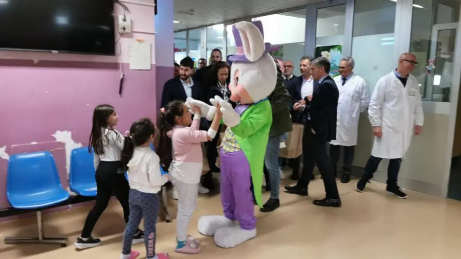 images Lamezia Terme, svolta la prima edizione della “Pasqua del Poliziotto in Corsia” organizzata dal da FSP Polizia di Stato