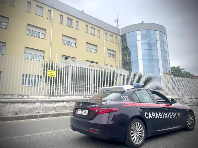 Lamezia, due coltellate alla schiena dopo una lite: arrestato un 21enne images Lamezia, due coltellate alla schiena dopo una lite: arrestato un 21enne