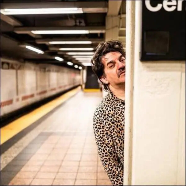 images Peppe Voltarelli: continua il tour tra Francia, Monaco, Italia e Svizzera