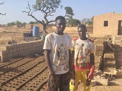 images Il sindaco di Simeri Crichi Zicchinella: “Racconti dal Burkina Faso, i blocchetti del solleone"