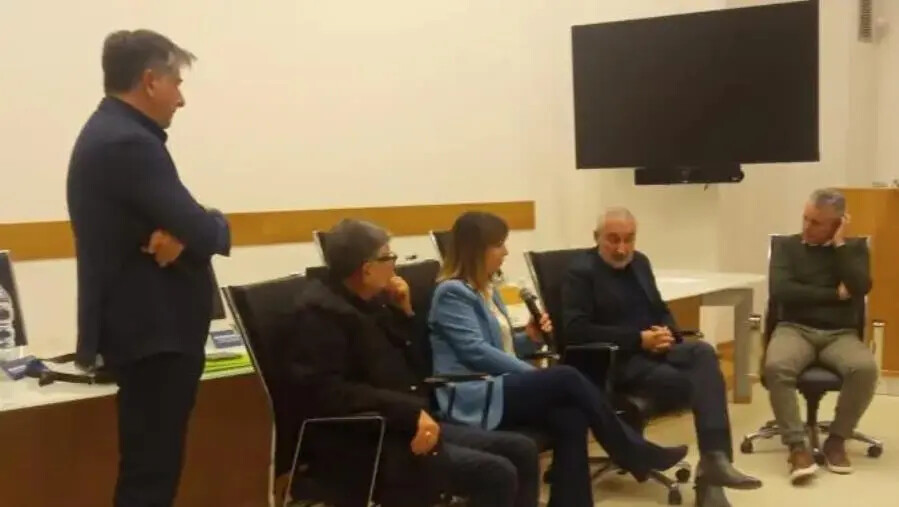 images Solitudine, esclusione e rinascita: a Montepaone un incontro sul fenomeno Hikikomori e l’eredità di Alda Merini