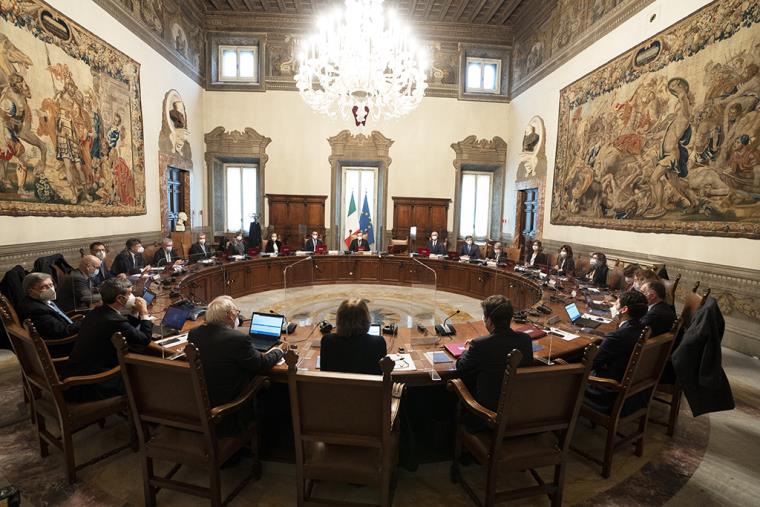 Il Governo non impugna le leggi regionali su Azienda zero e fusione degli ospedali di Catanzaro images Il Governo non impugna le leggi regionali su Azienda zero e fusione degli ospedali di Catanzaro