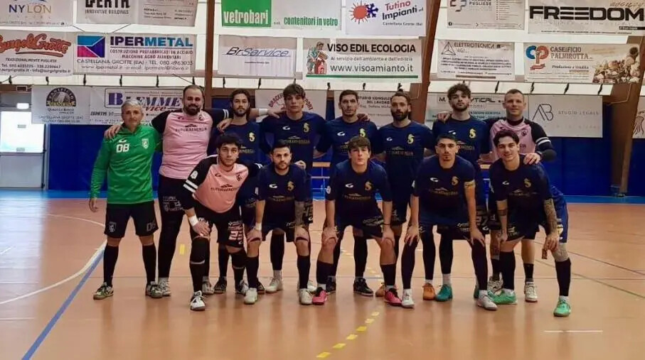 Futsal, Serie A2: Chapeau, Soverato! Vittoria, sorpasso e primato per Monterosso e compagni images Futsal, Serie A2: Chapeau, Soverato! Vittoria, sorpasso e primato per Monterosso e compagni