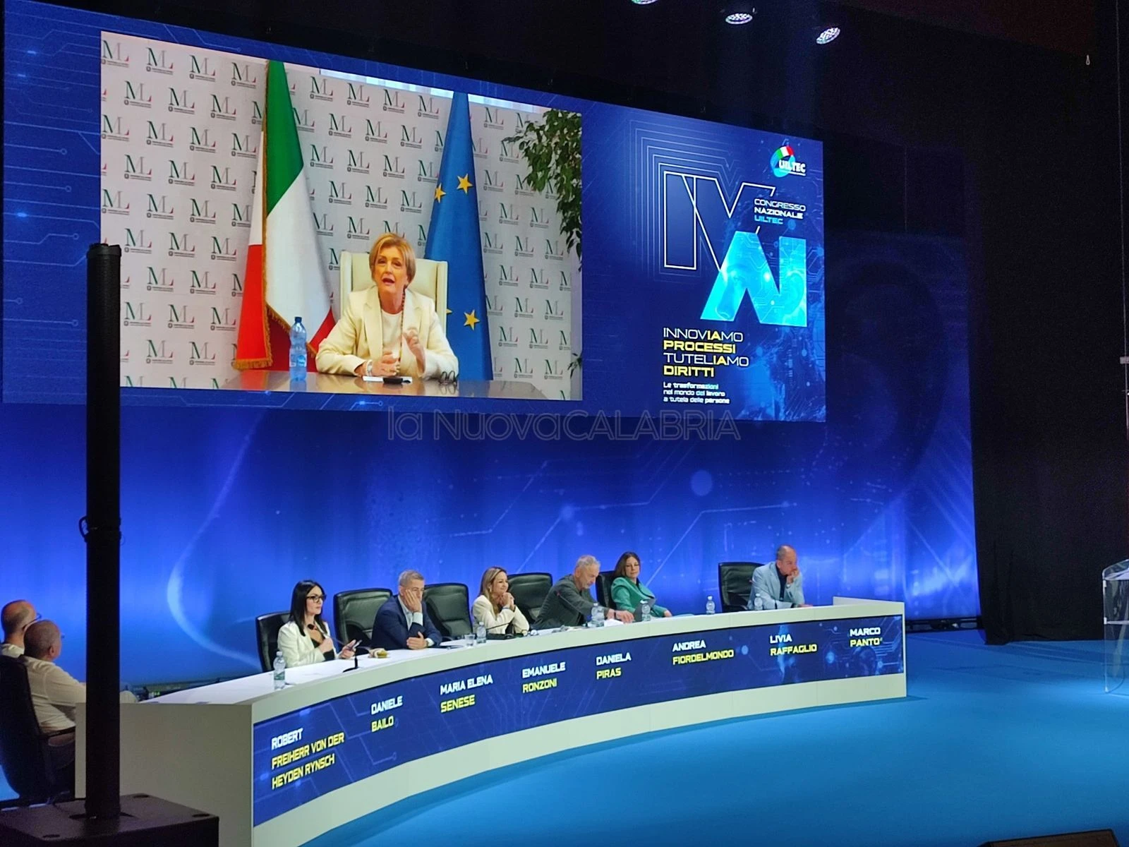 Catanzaro, il Ministro Calderone al Congresso Uiltec: "Le sfide si vincono col dialogo sociale"