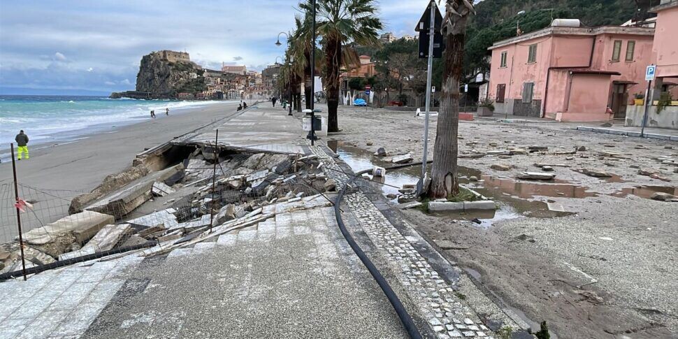 Mareggiate, Mancuso incontra i Comuni colpiti: avviata la prima serie di incontri territoriali images Mareggiate, Mancuso incontra i Comuni colpiti: avviata la prima serie di incontri territoriali