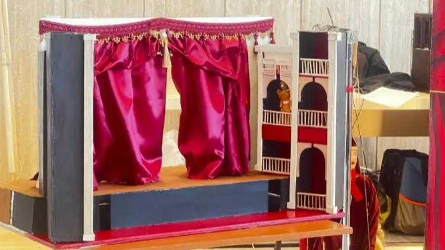 images A Catanzaro “Dal passato al futuro con il cantastorie e i pupi del Sud”